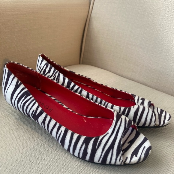 Ladies Size 7 1/2 Rampage open toe  small heel or wedge like - Picture 5 of 9